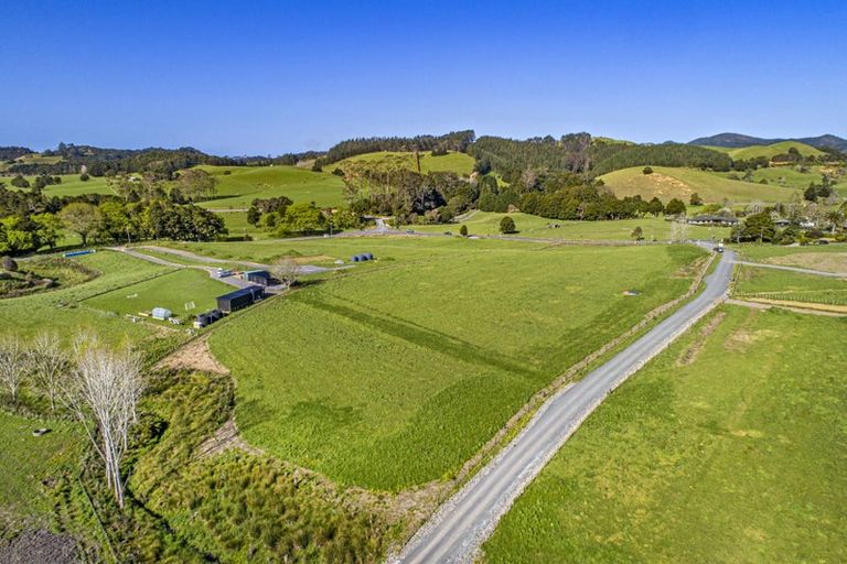 Photo of property in 2 Cranston Lane, Whareora, 0175