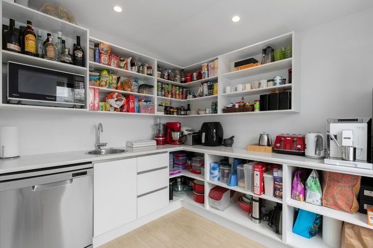 Photo of property in 12b Hart Street, Mount Maunganui, 3116