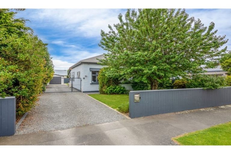 Photo of property in 21 Cross Street, Phillipstown, Christchurch, 8011