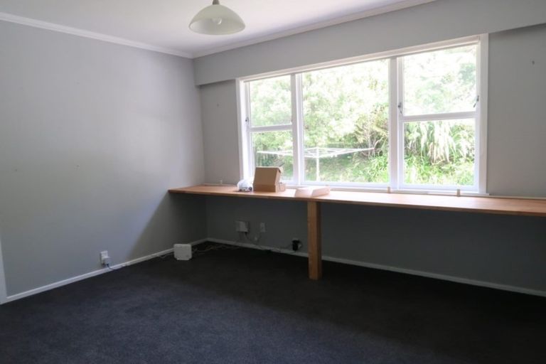 Photo of property in 78 Oriel Avenue, Tawa, Wellington, 5028