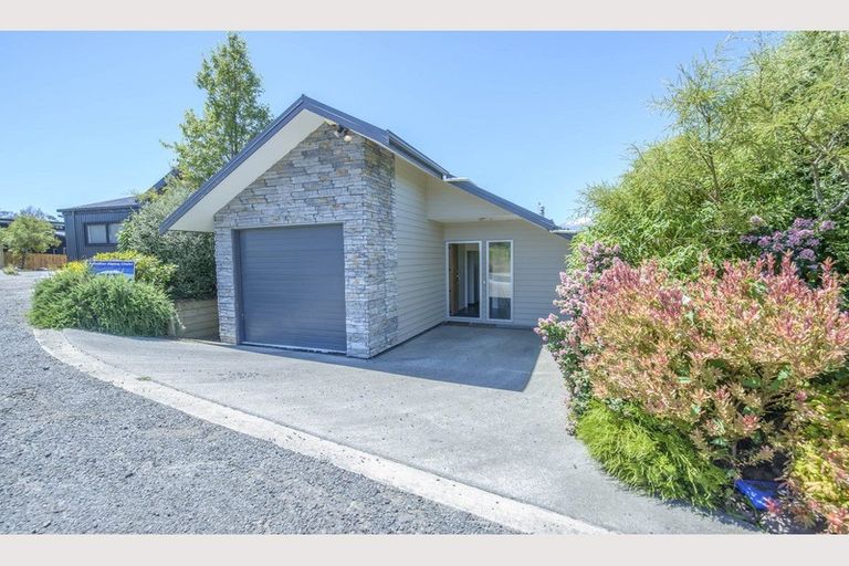 Photo of property in 2 Kowhai Way, Ohakune, 4625