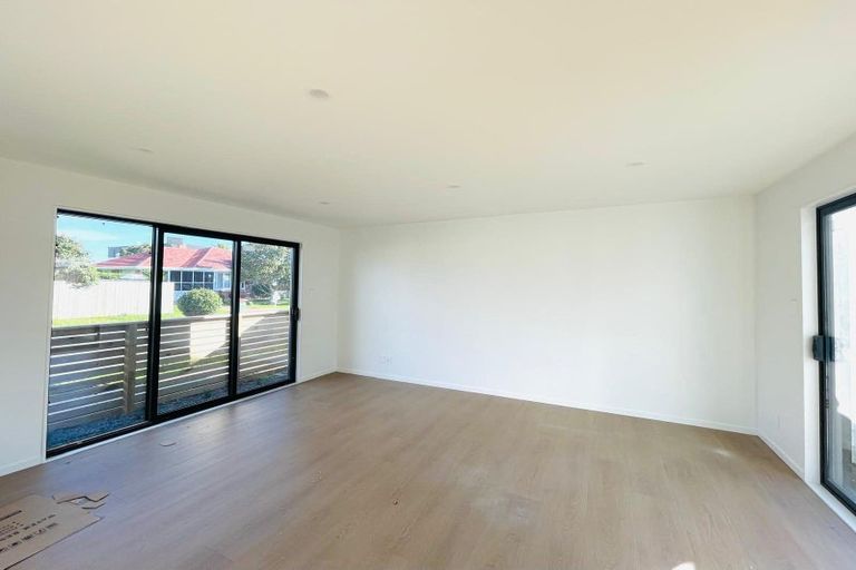 Photo of property in 3f Norfolk Place, Papatoetoe, Auckland, 2025
