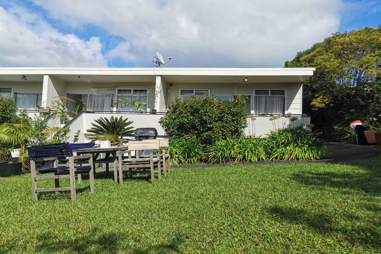 Photo of property in 5/19a Forrest Hill Road, Milford, Auckland, 0620