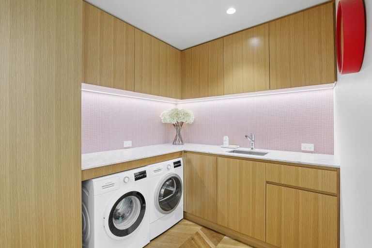 Photo of property in 67 Whaka Terrace, Huntsbury, Christchurch, 8022