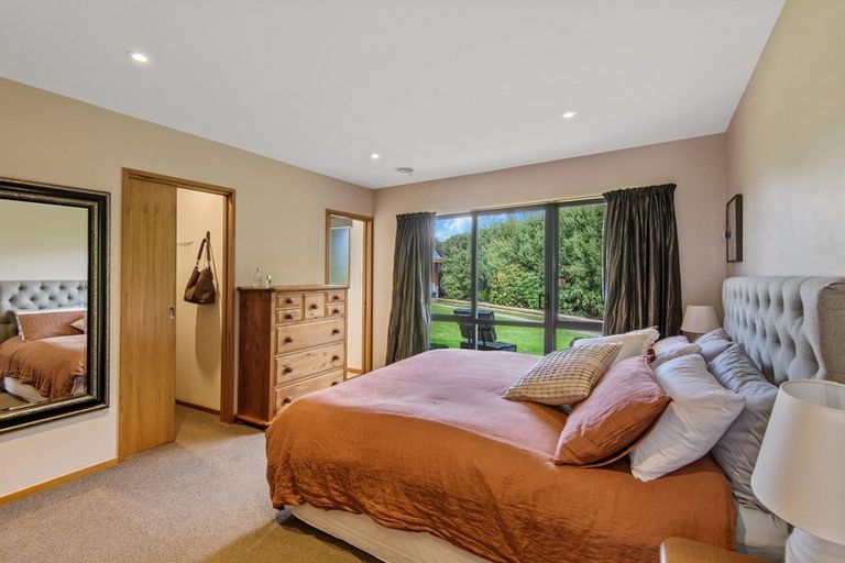 Photo of property in 37 Durrell Way, Rolleston, 7614