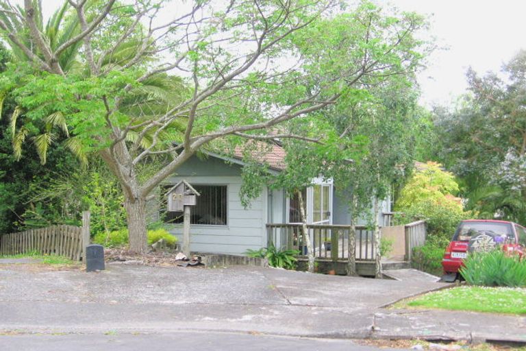 Photo of property in 20 Palm Court Drive, Glen Eden, Auckland, 0602