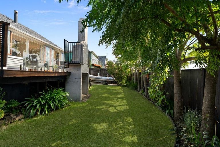 Photo of property in 94a Bayswater Avenue, Bayswater, Auckland, 0622