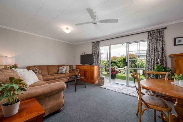 Photo of property in 220a Kennedy Road, Onekawa, Napier, 4110