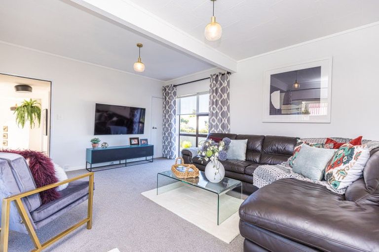 Photo of property in 5 Grey Street, College Estate, Whanganui, 4500