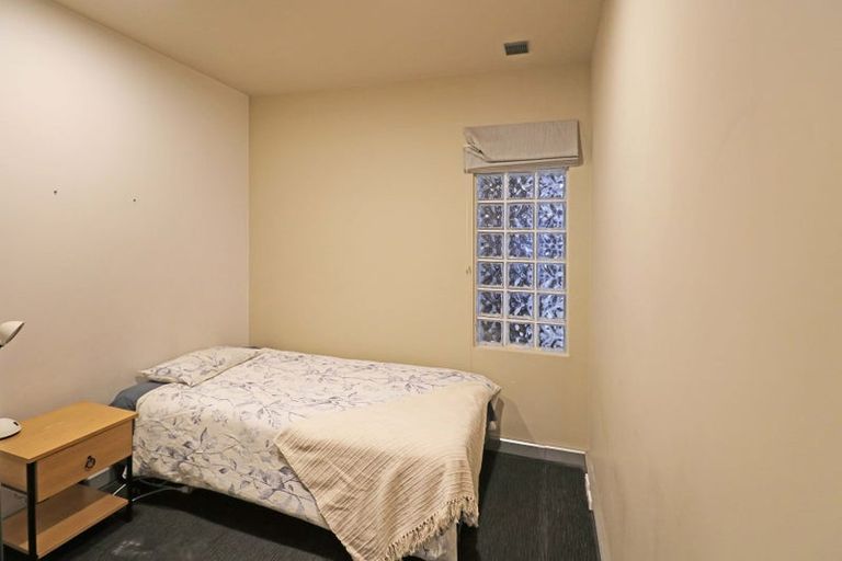 Photo of property in Atrium Towers, 2e/154 The Terrace, Wellington Central, Wellington, 6011