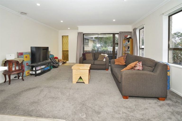 Photo of property in 11d Baverstock Road, Nawton, Hamilton, 3200