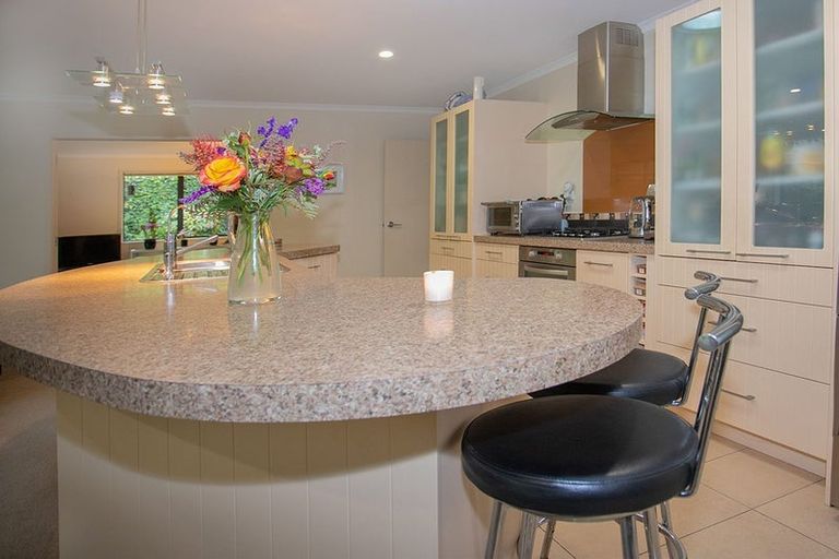 Photo of property in 8 Eagle Street, Welcome Bay, Tauranga, 3112