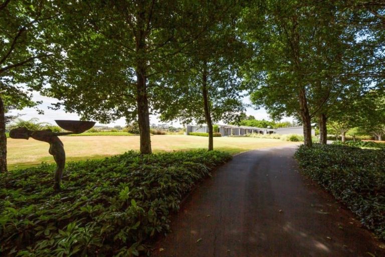 Photo of property in 155 Veale Road, Ridgewood, New Plymouth, 4371