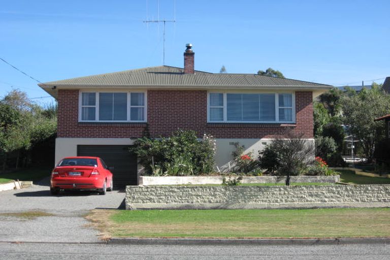 Photo of property in 80 Peel Street, Geraldine, 7930