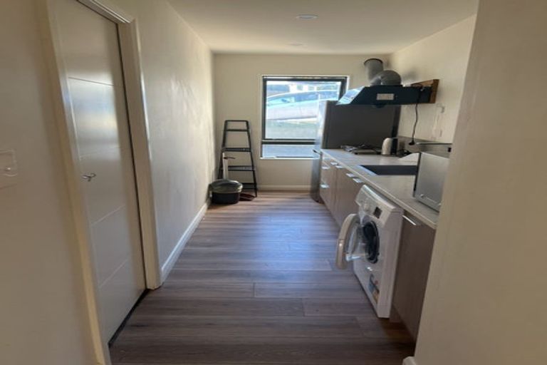 Photo of property in 3 Kahu Close, Orewa, 0931