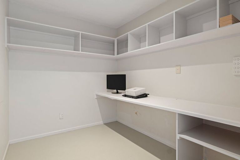 Photo of property in 43 Tahunanui Drive, Tahunanui, Nelson, 7011