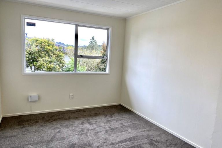 Photo of property in 88 Spinella Drive, Bayview, Auckland, 0629