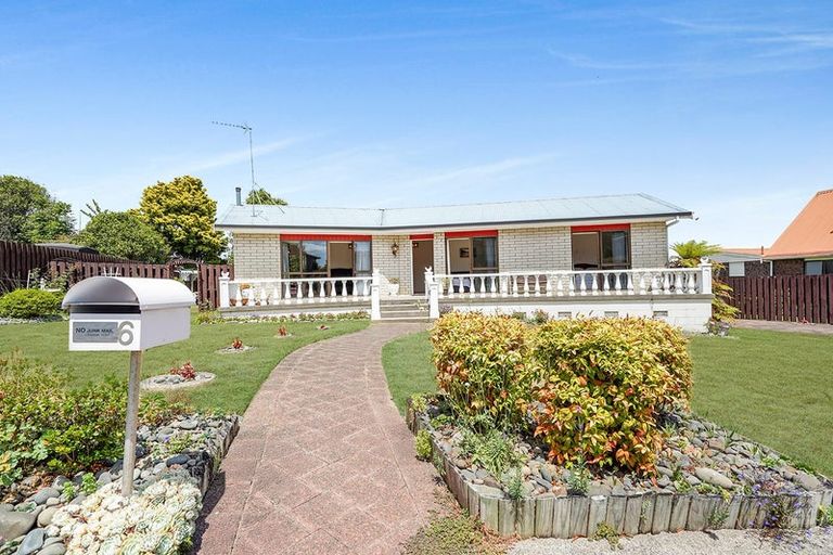 Photo of property in 6 Titoki Place, Pukete, Hamilton, 3200