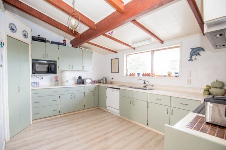 Photo of property in 13 Mahana Road, Ngatea, 3503