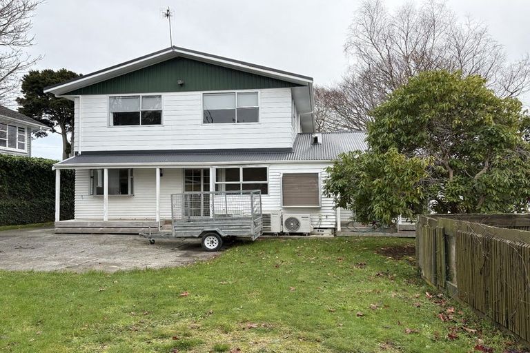 Photo of property in 10 Kashmir Avenue, Clouston Park, Upper Hutt, 5018