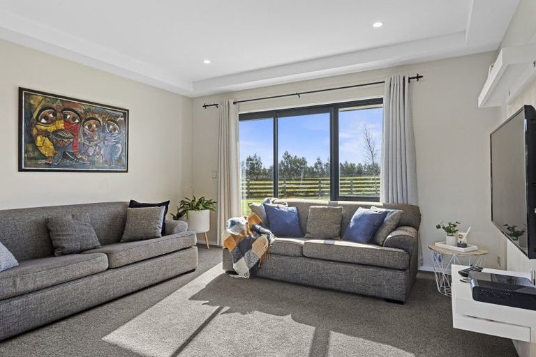 Photo of property in 48 Tupelo Place, Swannanoa, Rangiora, 7476