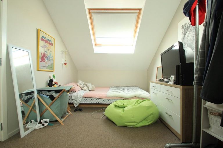 Photo of property in 14a Stoke Street, Newtown, Wellington, 6021