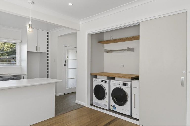 Photo of property in 25 Waimea Street, Westown, New Plymouth, 4310