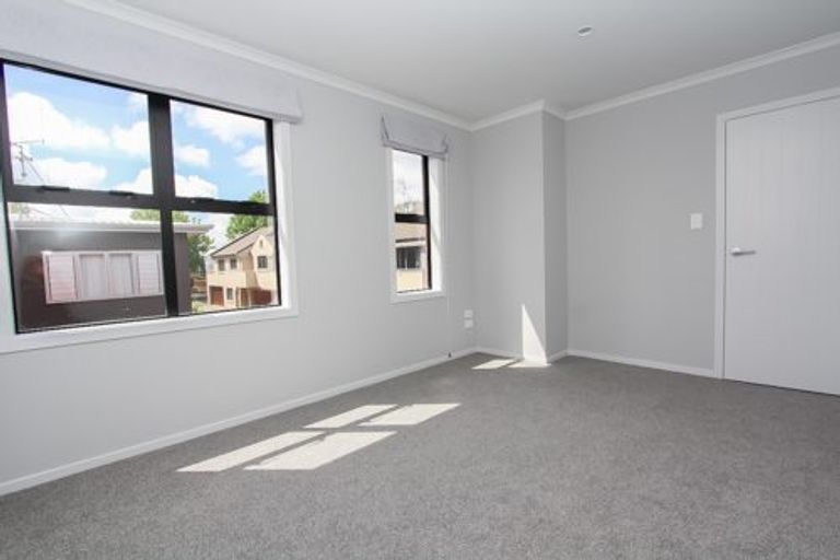 Photo of property in 4/3 Charlemont Street, Whitiora, Hamilton, 3200