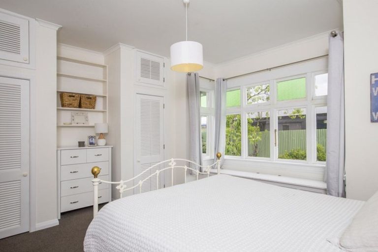 Photo of property in 59 Dublin Street, Martinborough, 5711