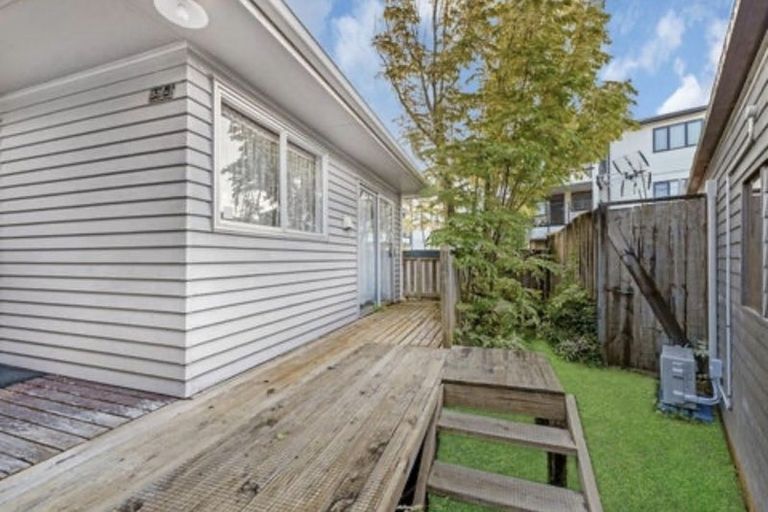 Photo of property in 38 Espalier Drive, Henderson, Auckland, 0612