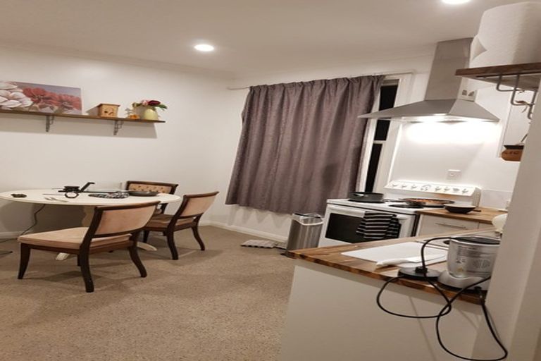 Photo of property in 69 Carlton Avenue, Tawhero, Whanganui, 4501