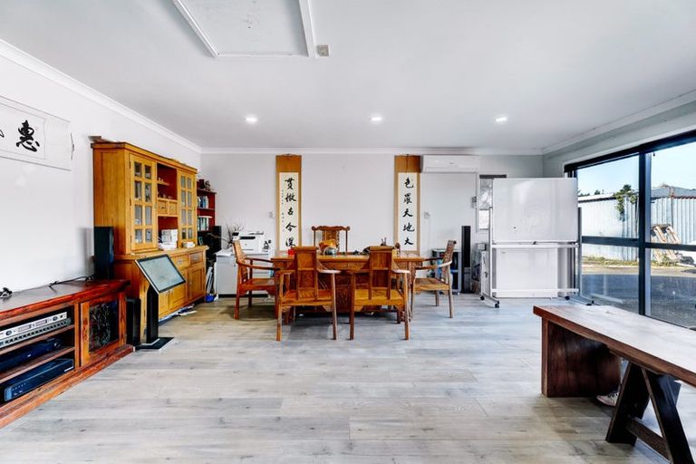 Photo of property in 241 Paremoremo Road, Lucas Heights, Auckland, 0632