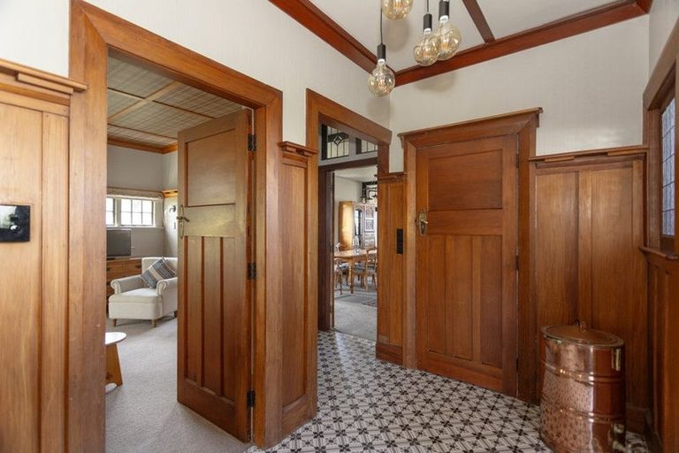 Photo of property in 11 Wharfe Street, South Hill, Oamaru, 9400