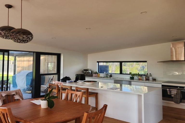 Photo of property in 23a Oscar Road, Greenhithe, Auckland, 0632