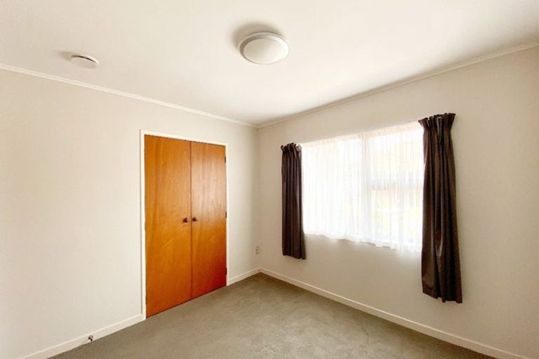 Photo of property in 68 Donovan Street, Blockhouse Bay, Auckland, 0600