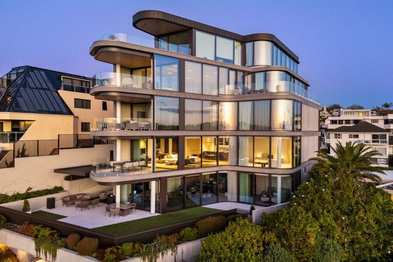 Photo of property in 2/20 Devore Street, Saint Heliers, Auckland, 1071