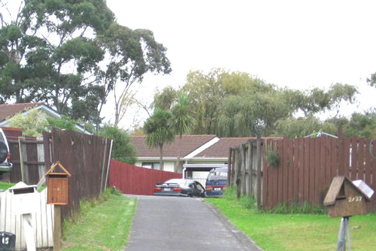 Photo of property in 1/29 Edwin Freeman Place, Ranui, Auckland, 0612