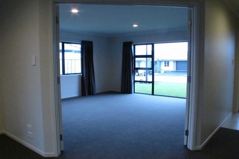 Photo of property in 18 Fernham Way, Rolleston, 7615