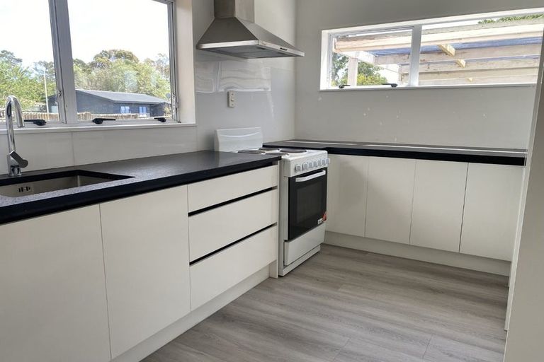 Photo of property in 26 Childers Road, Ranui, Auckland, 0612