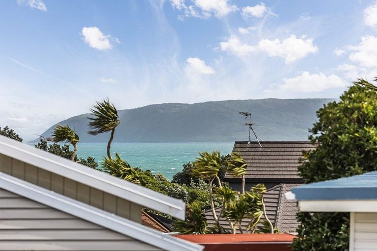 Photo of property in 13 Bay Drive, Titahi Bay, Porirua, 5022