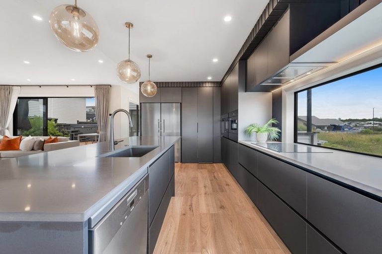 Photo of property in 4 Hapukupuku Avenue, Beachlands, Auckland, 2018