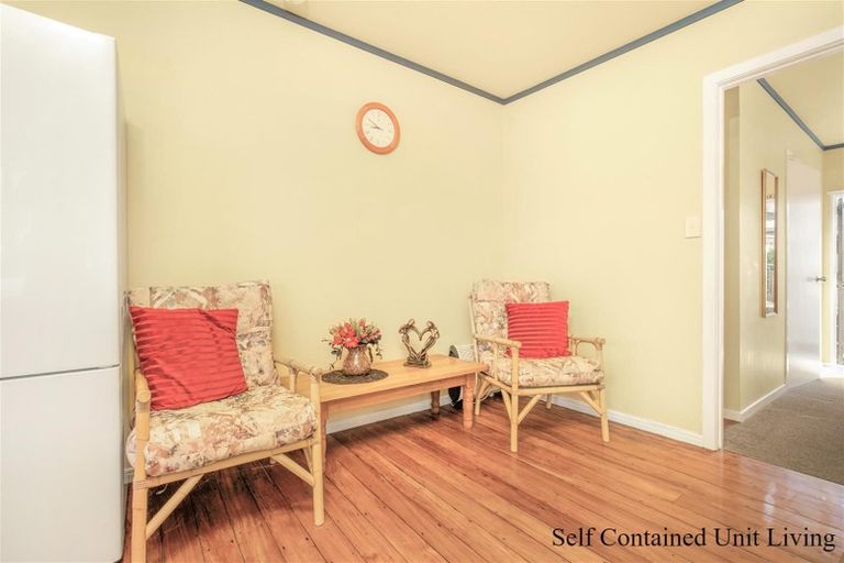 Photo of property in 3 Hamilton Drive, Waiuku, 2123