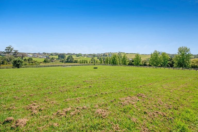 Photo of property in 60 Goodall Road, Snells Beach, 0920