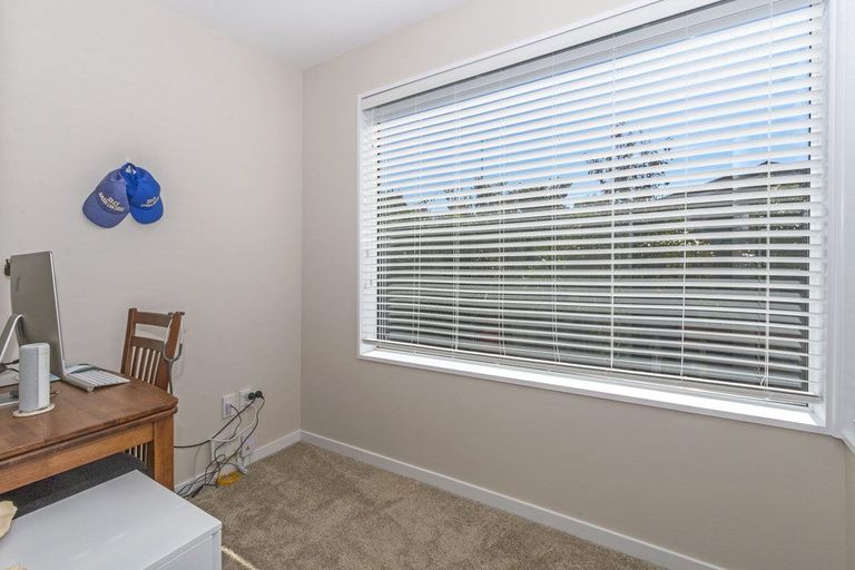 Photo of property in 35 Delph Street, Avonhead, Christchurch, 8042