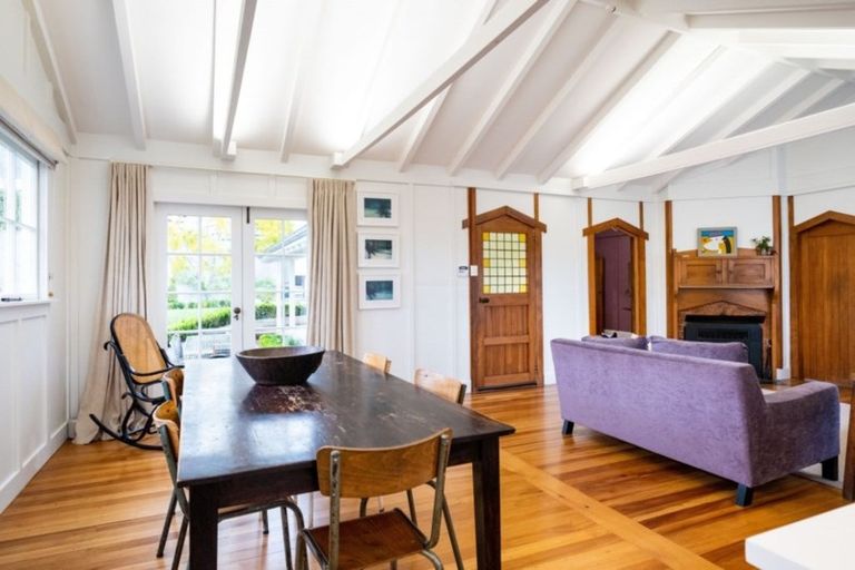 Photo of property in 31 Muritai Crescent, Havelock North, 4130