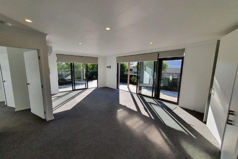 Photo of property in 9a Denbigh Place, Awapuni, Palmerston North, 4412
