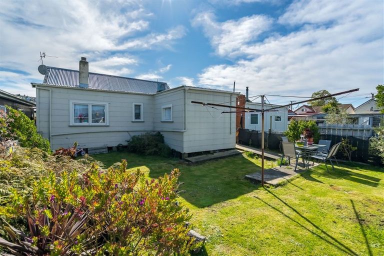 Photo of property in 3 Rowland Avenue, South Dunedin, Dunedin, 9012