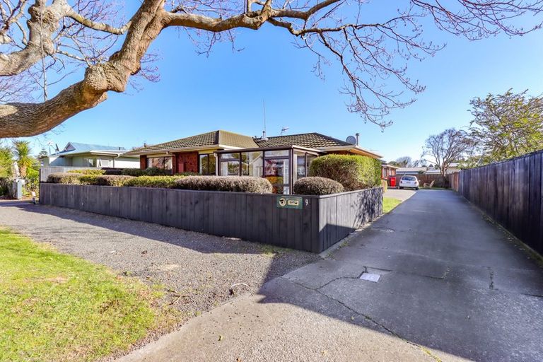 Photo of property in 9 Rolleston Street, Hokowhitu, Palmerston North, 4410