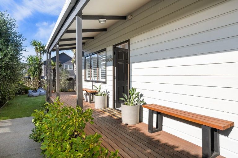 Photo of property in 202 Beverley Terrace, Whangamata, 3620