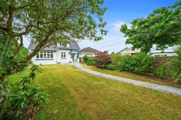 Photo of property in 34 Pharazyn Street, Melling, Lower Hutt, 5010